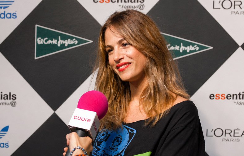 Photocall de la modelo Martina